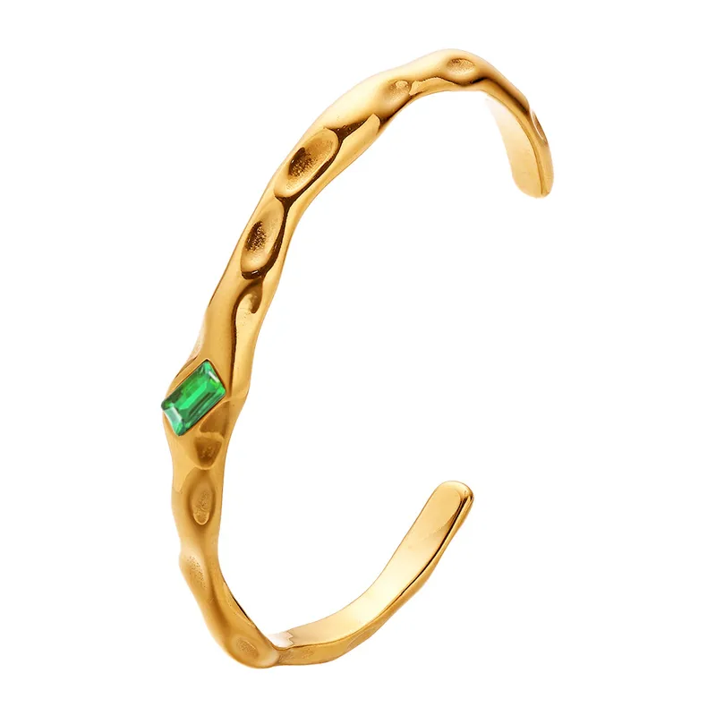Ivvara handcuff