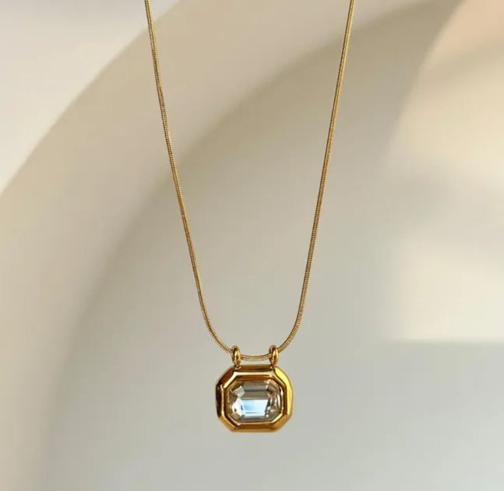ANOREE necklace
