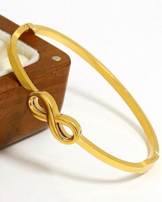 Infinity bracelet 1