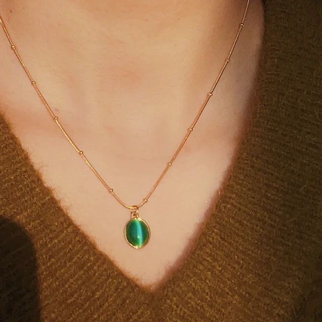 Green orb necklace