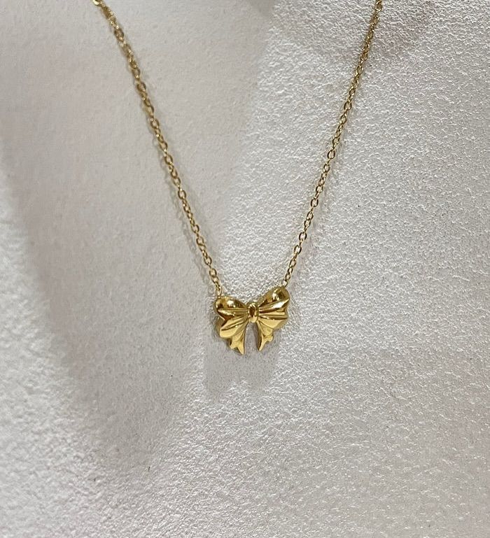 Cute bow necklace