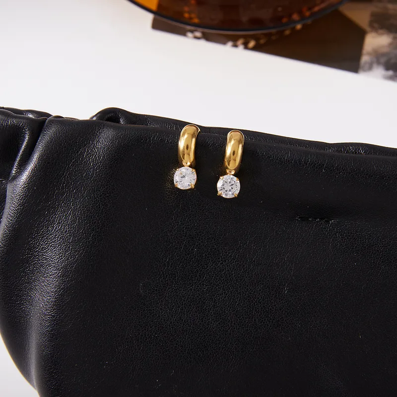 Stone earcuff