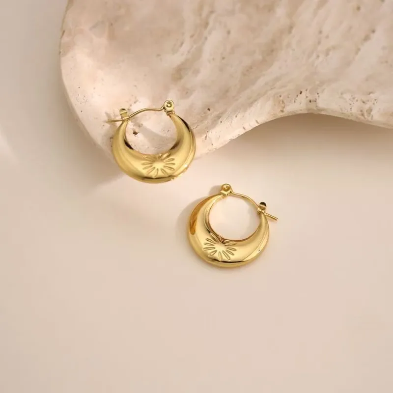 Sparkling hoops