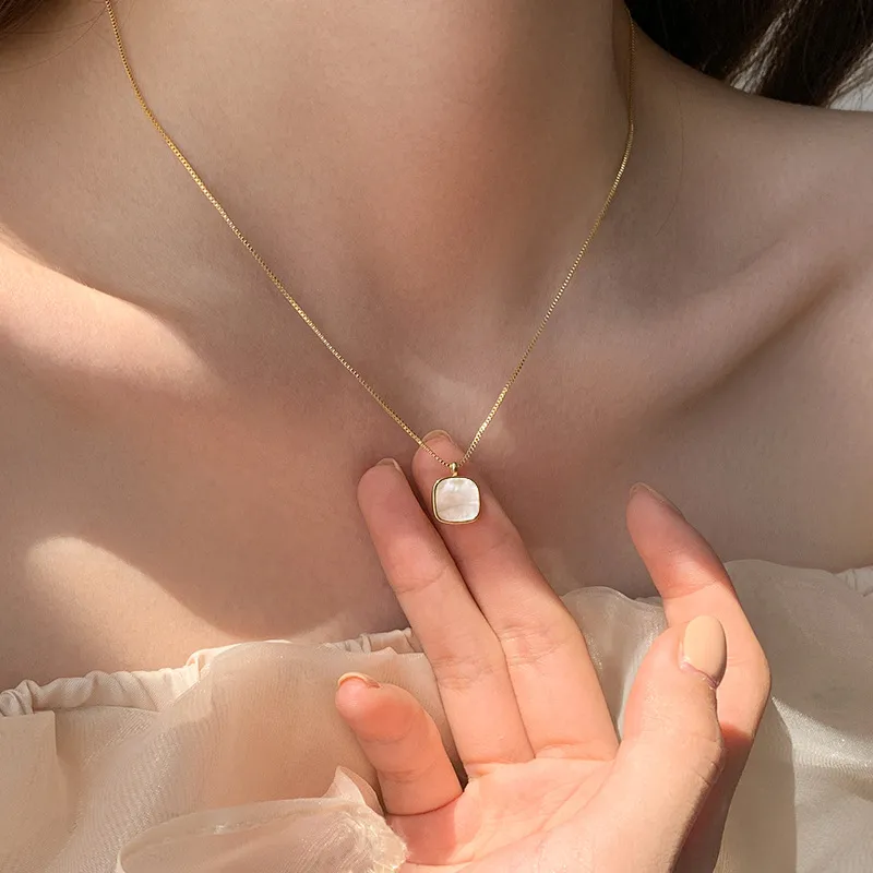 Nova necklace