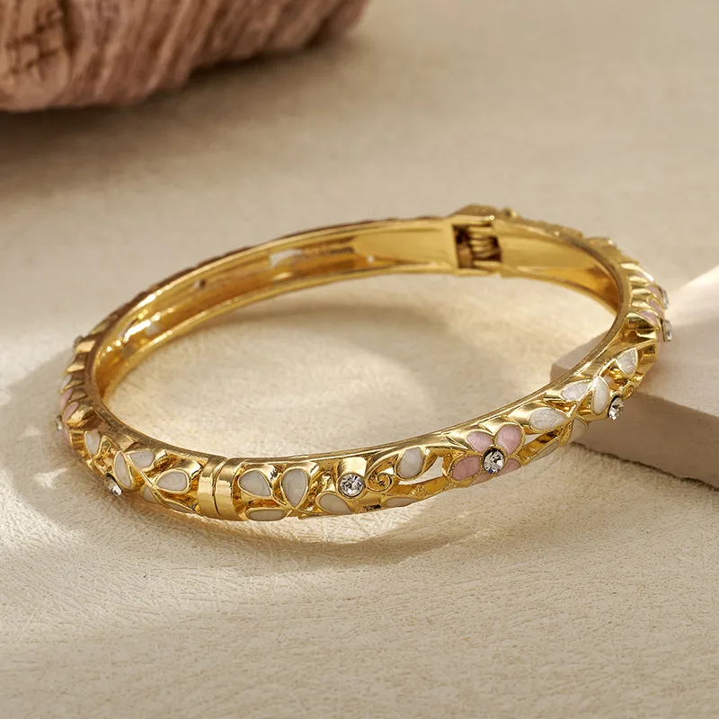 Floral openable bangle