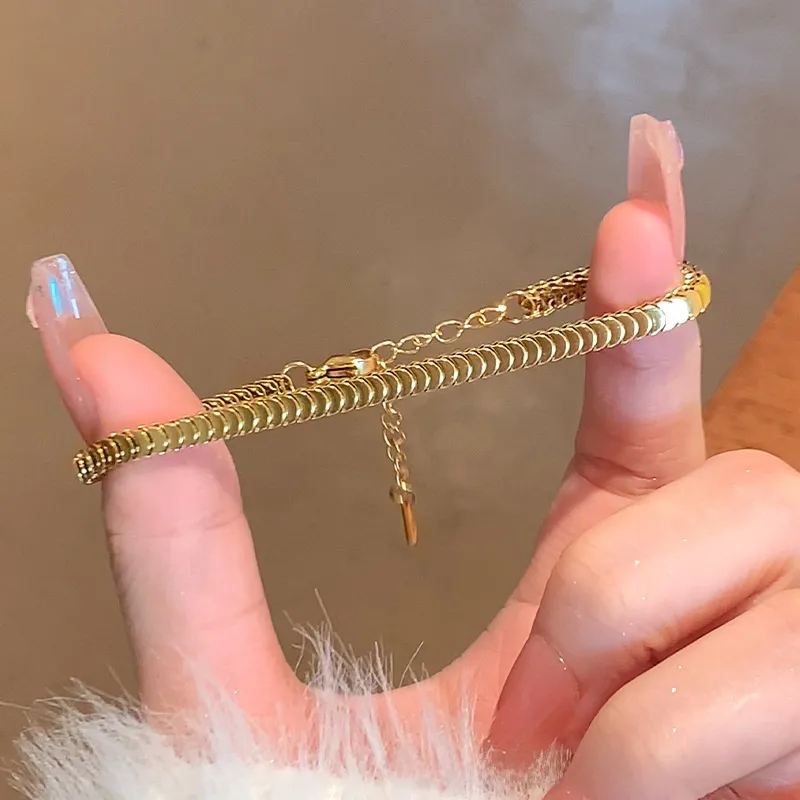 Fish scale bracelet