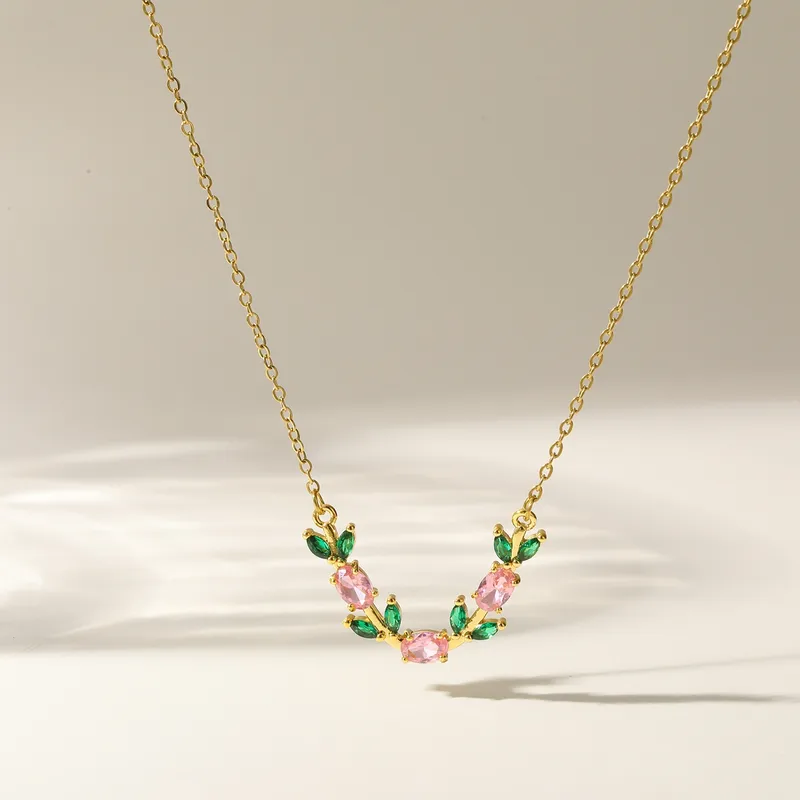 Tulip necklace