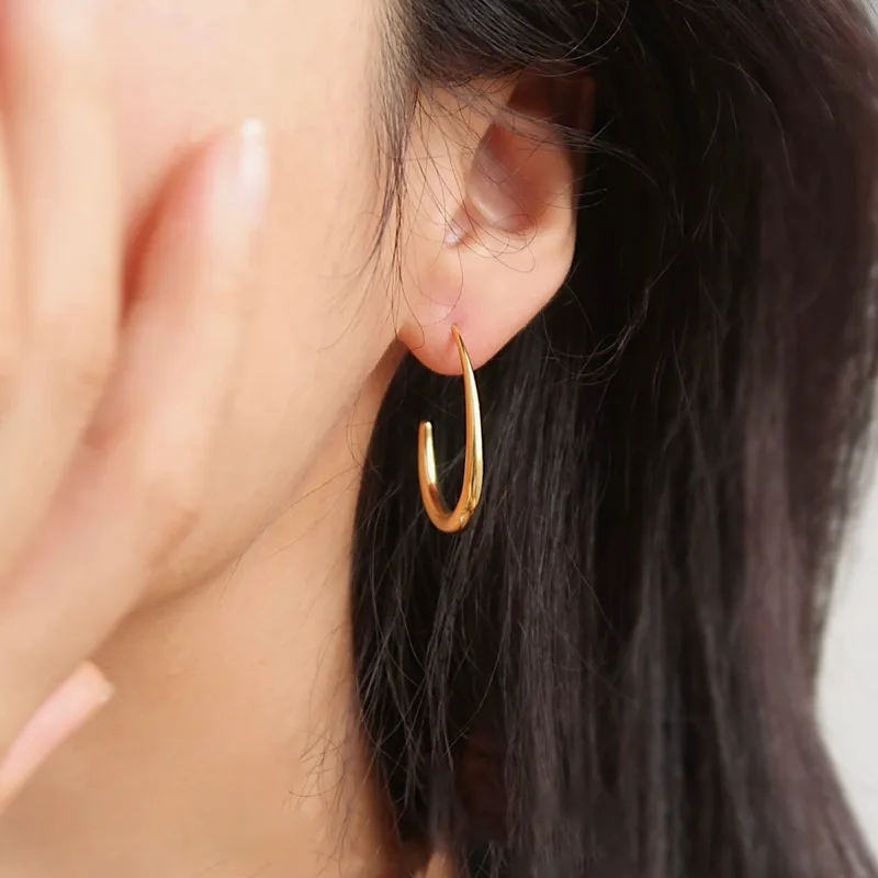 Sunlit arc hoop earrings