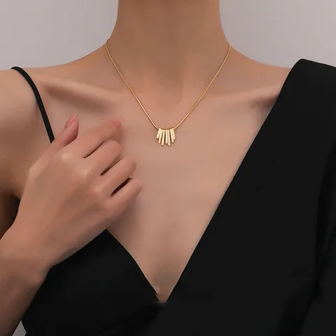 Bar necklace