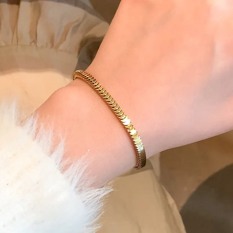 Fish scale bracelet