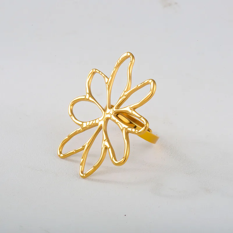 Flower ring