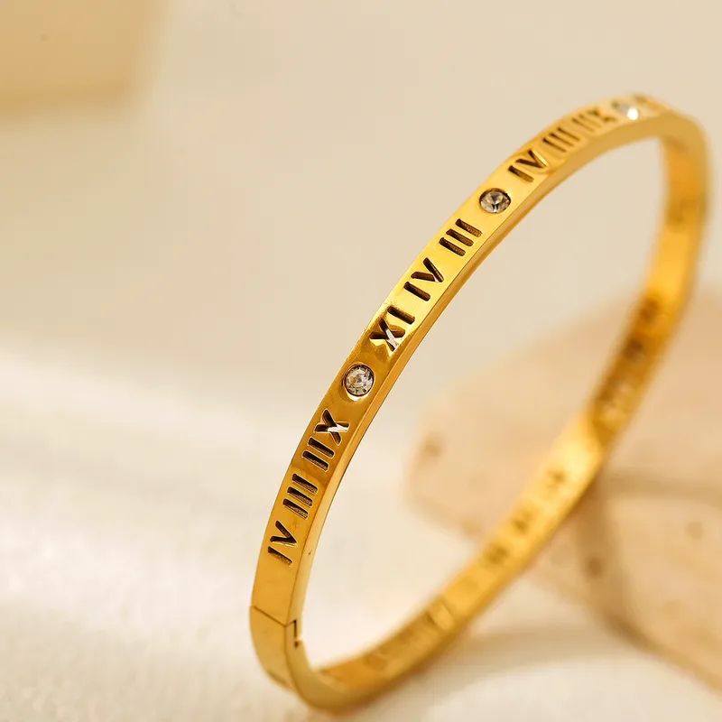 Roman affair kada
