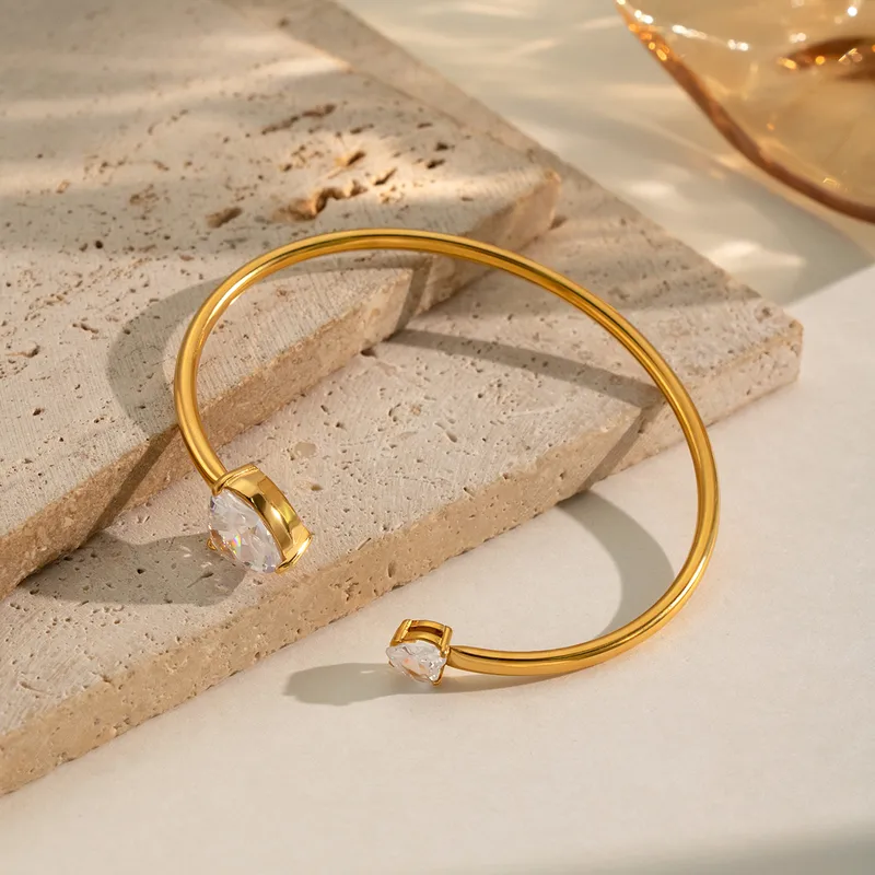 Aura cuff