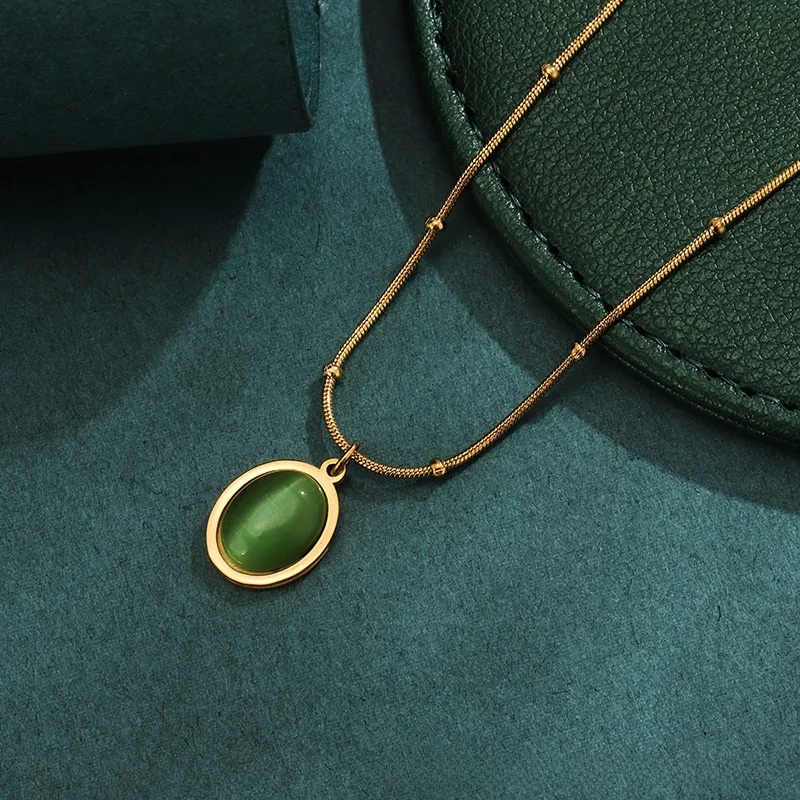 Olive necklace