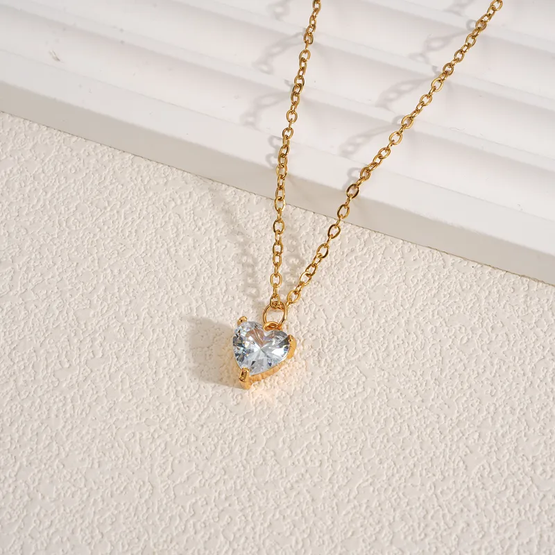 Stone heart necklace